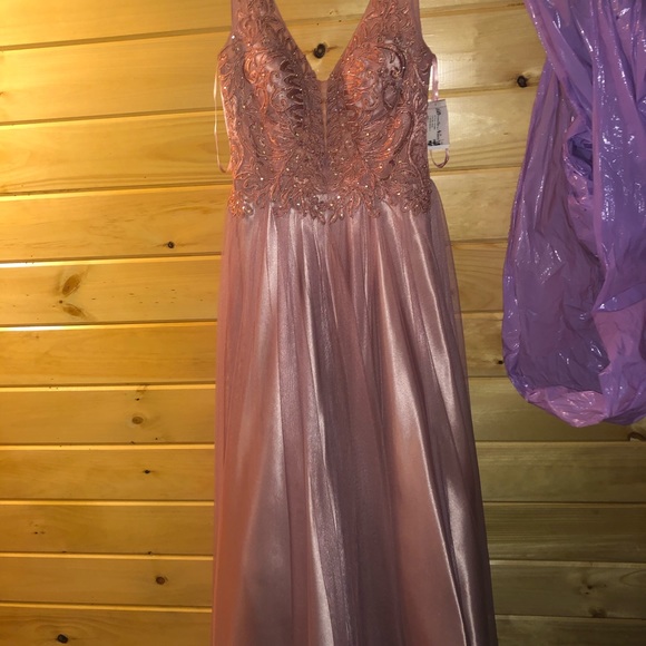 Prom Dress - Picture 2 of 4